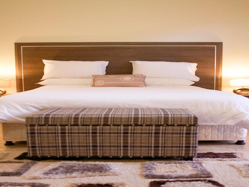 เออร์เบิน บาย ซิตี้บลู Hotel คัมพาลา ภายนอก รูปภาพ