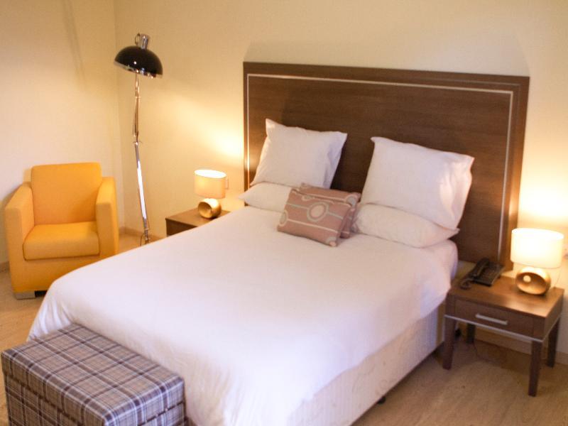 เออร์เบิน บาย ซิตี้บลู Hotel คัมพาลา ภายนอก รูปภาพ